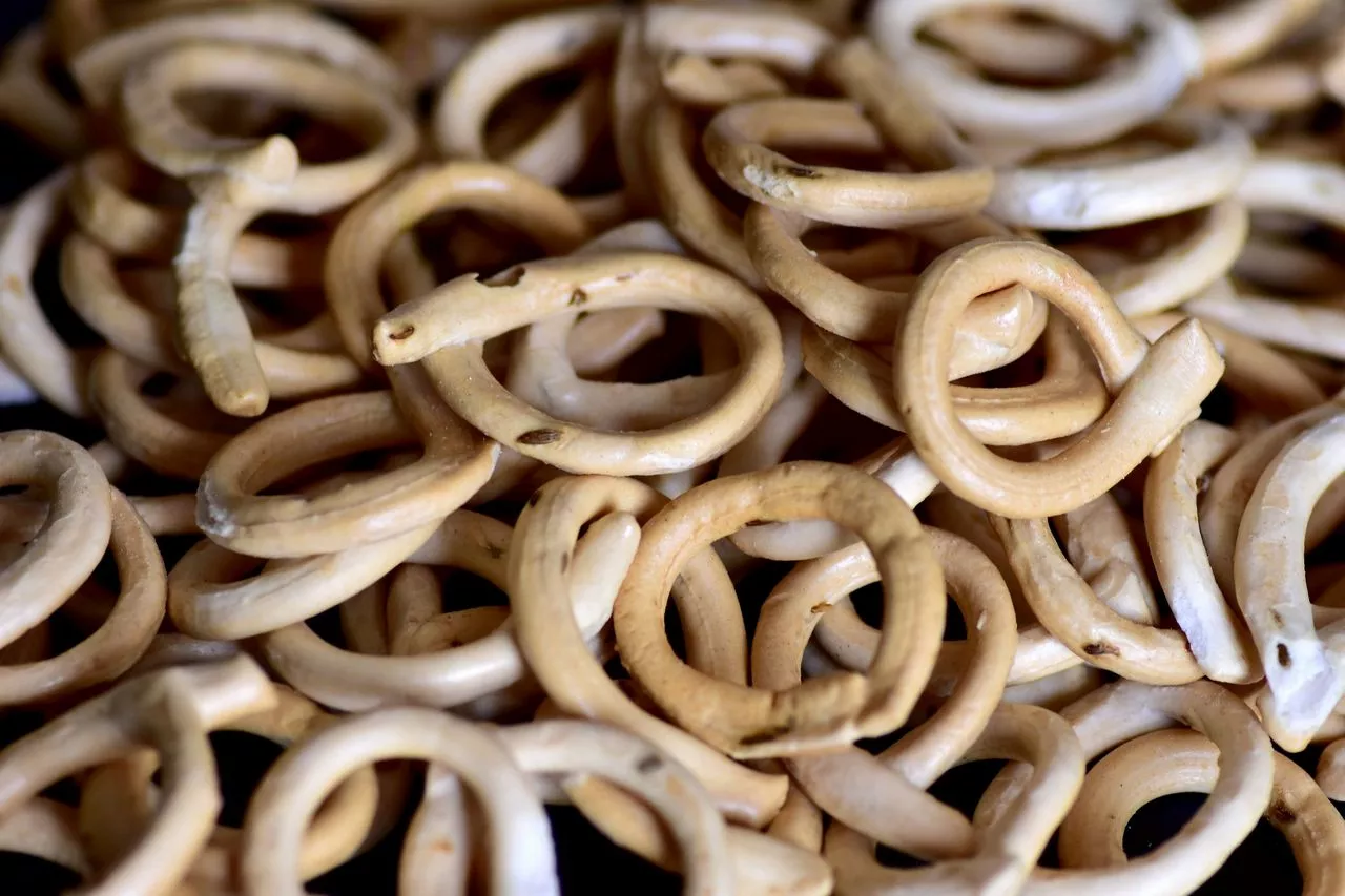 Fennel seed rings