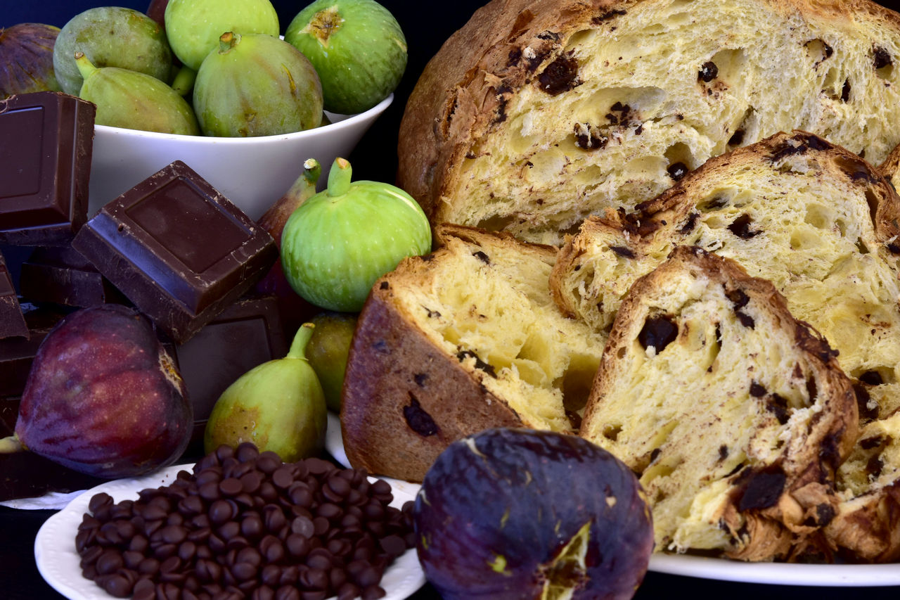 Panettone fichi e cioccolato