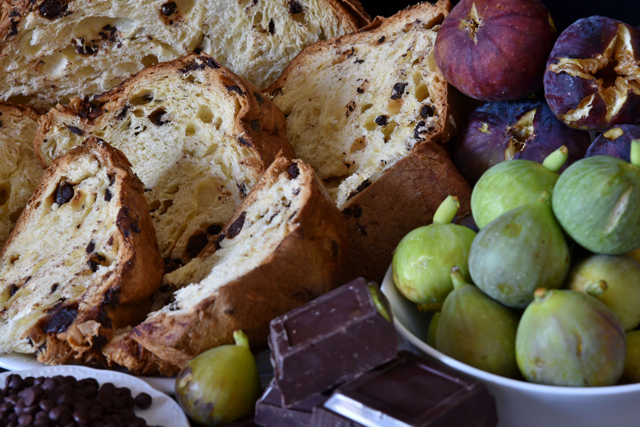 Panettone fichi e cioccolato